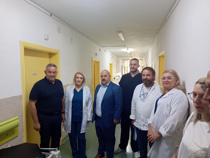 Klekovski: Të gjithë të punësuarit me kontratë në vepër në spitalet e vendit do të marrin vendime pune