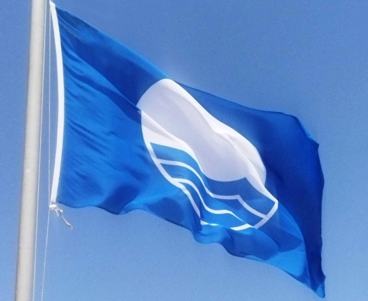 Наградата „Сино знаме“ отстранета од 12 грчки плажи