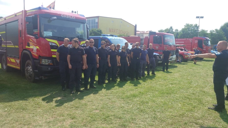 Slovenian firefighters and Czech helicopter to depart country after helping combat wildfires
