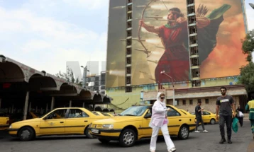 Irani formon Këshillin e mbrojtjes të udhëhequr nga presidenti Pezeshkian