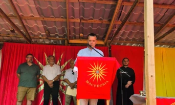 Стерјовски од Торонто: Македонецот не се брише, не се прекрстува, не се покорува, и денес, и утре, и секој ден потоа, ние ќе постоиме