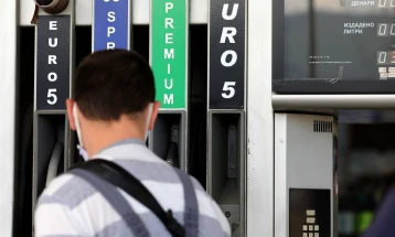 Shtrenjtohen benzinat, lirohet dizeli dhe Vaji ekstra i lehtë