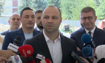 Мисајловски: Набавката на италијанските хеликоптери е во тек, тие ќе можат да дејствуваат и на пожарите