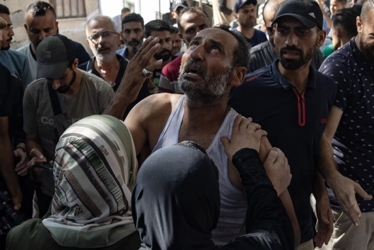 Израел ќе им дозволи на проверени Палестинци да помогнат во дистрибуцијата на помош во Газа