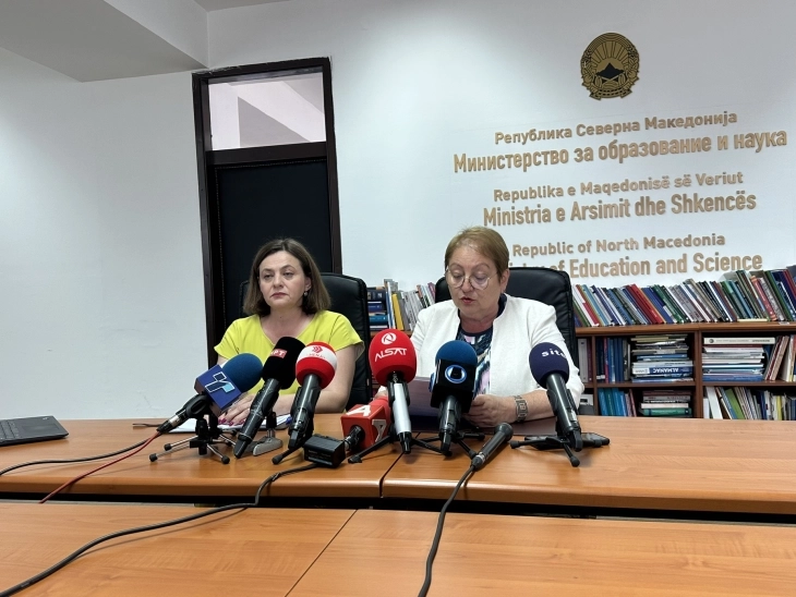 Nota mesatare 3,69 nga matura shtetërore në afatin e provimeve në qershor