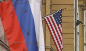 Кремљ: Подобрувањето на руско-американските односи ќе потрае