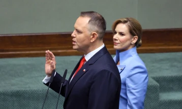 Навроцки положи заклетва како нов полски претседател