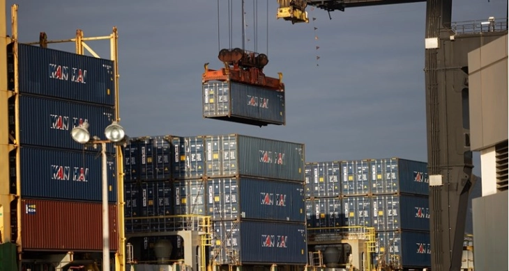 Кинескиот извоз во јули порасна за 7,2 отсто и покрај тековните трговски тензии со САД