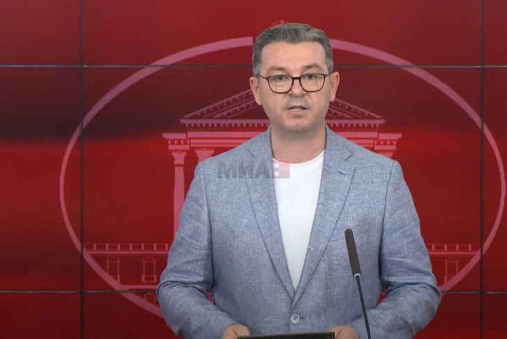 Janë paguar mbi 407 milionë denarë për pothuajse 8 000 bujq dhe mbi 147 milionë denarë për  3 686 bujq për qumështin e lopës, deles dhe dhisë