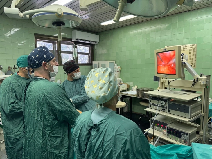 Во болница Кавадарци извршена прва лапароскопска уролошка операција 