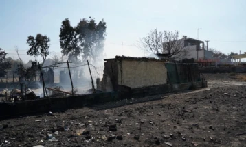 Подобрена ситуацијата со пожарот во источниот дел на областа Атика, поширокиот дел на Атина