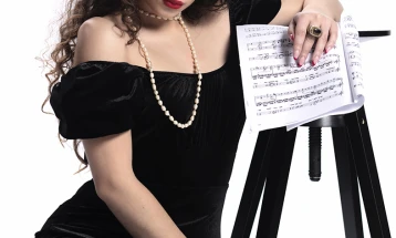 Младата сопранистка Илина Митревска во интервју за МИА: Не е важно колку пати ќе паднеш, туку колку пати ќе станеш