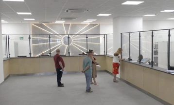 Шалтерот за издавање уверение за државјанство во МРТВ ќе работи до 19 часот