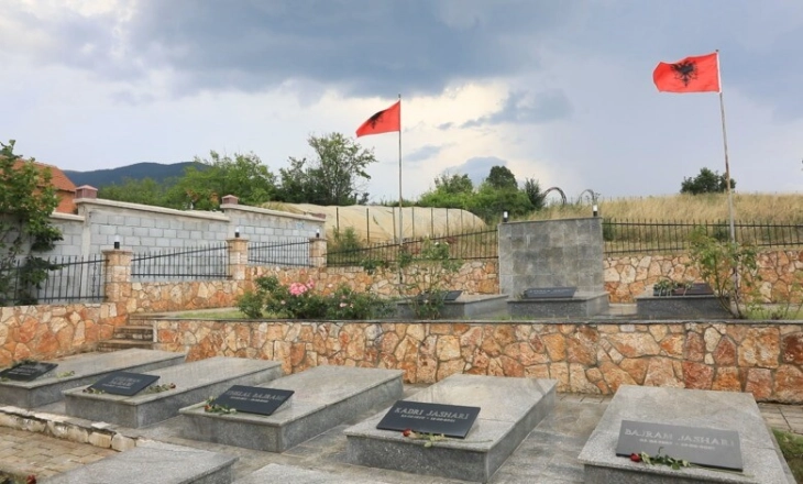 Ahmeti kujton ngjarjet e Lubotenit: Kujtojmë me nderim dëshmorët dhe viktimat e pafajshme