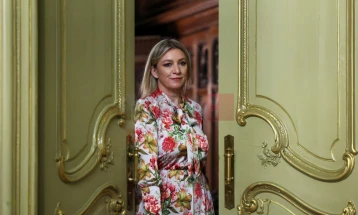 Захарова: Европските елити бараат „непријател“ за да ги оправдаат неуспесите