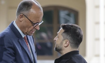 Zelenski udhëtoi drejt Berlinit për bisedime me liderët evropianë para samitit SHBA-Rusi