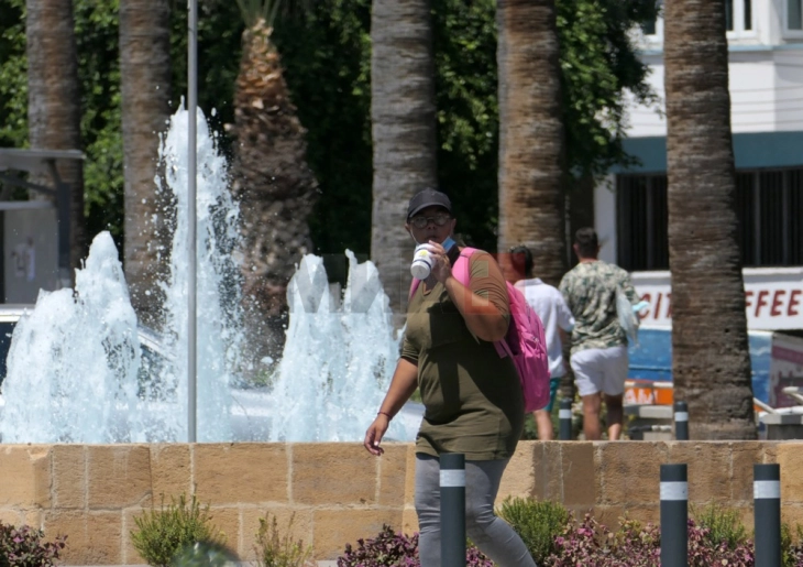 Кипар под црвен метео аларм: Температури до 45 степени, забрана за работа на отворено