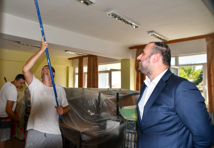 Ѓорѓиевски во увид на реконструкцискиот зафат во ООУ „Круме Кепески”