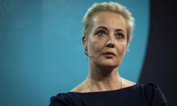 Julija Navallnaja - Putinit: Lironi të gjithë të burgosurit politikë