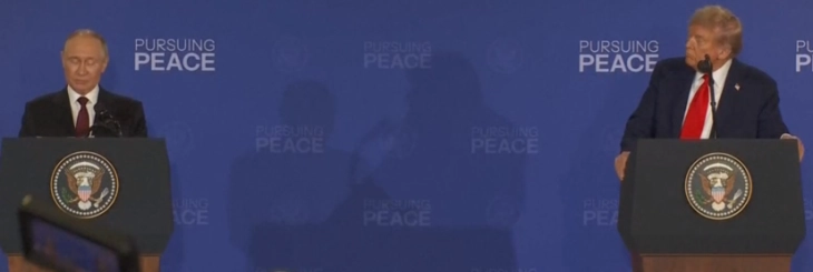 Путин: Разговорите „се одржаа во конструктивна атмосфера на меѓусебно почитување“