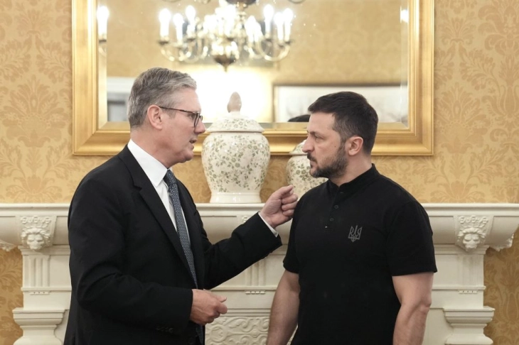 Стармер: Зеленски мора да учествува во идните мировни преговори