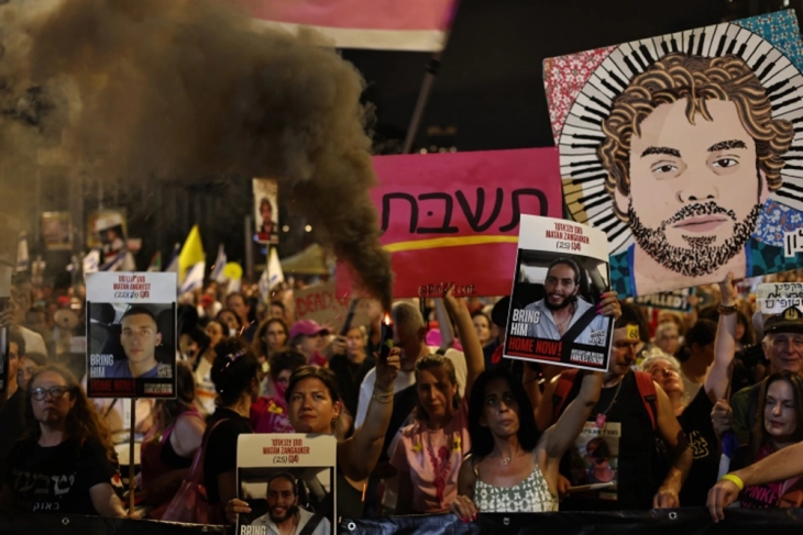 Israelis hold huge protests, strikes in support of hostages in Gaza
