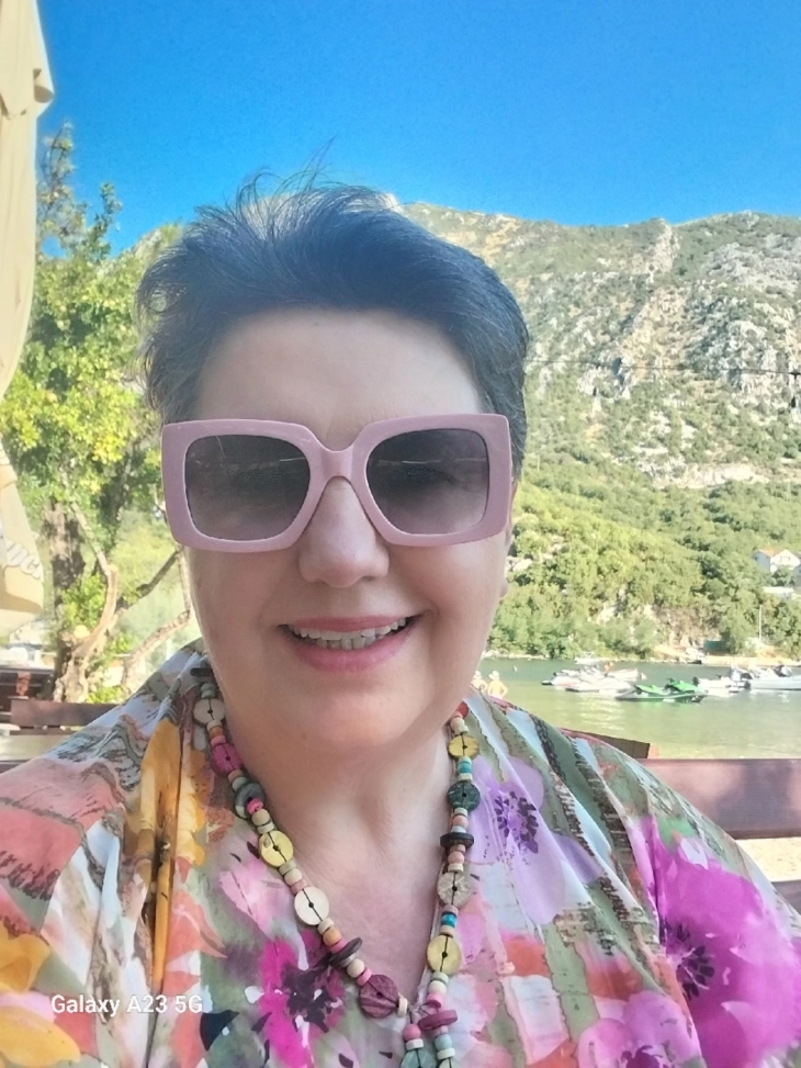 Елка Јачева Улчар: За кодошите!