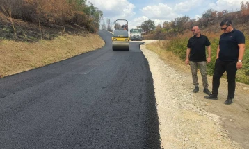 Асфалтиран локален пат во н.м Бучинци, општина Илинден