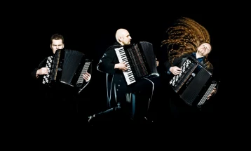 Полска вечер на „Охридско лето“ со уметниците од хармоникашкото „Моушн трио“