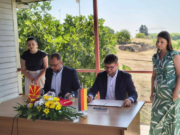 Culture Ministry and German Archaeological Institute sign memo of cooperation at Skupi archaeological site