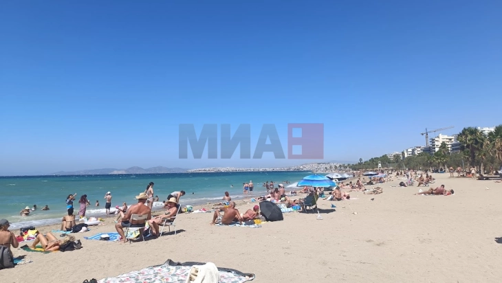 Над 11.500 пријави за неправилности на грчките плажи преку апликацијата „MyCoast“