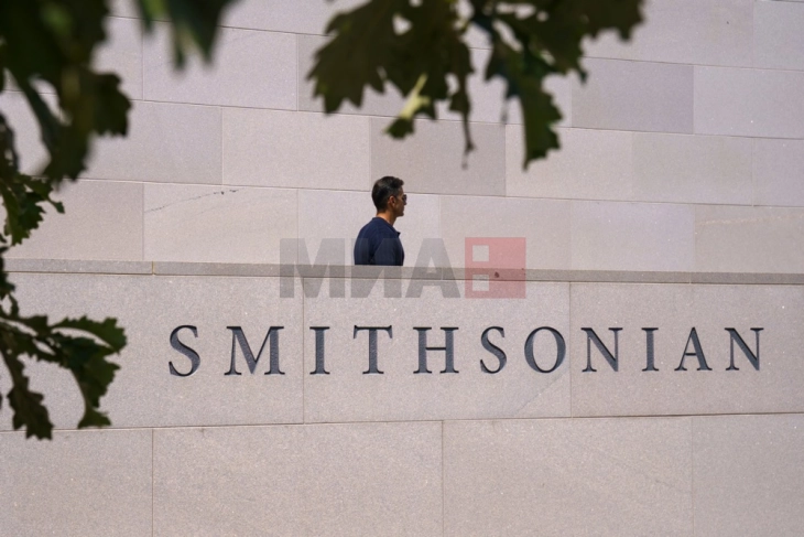 Трaмп го обвини институтот Смитсонијан за прекумерен фокус на ропството во американската историја