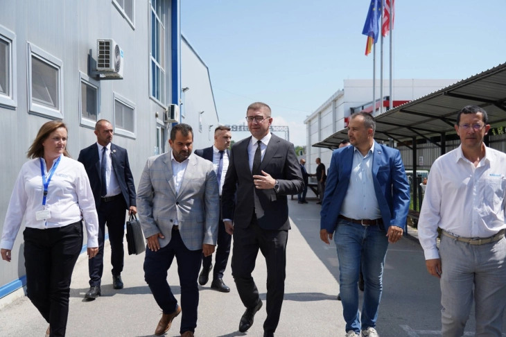 Мицкоски од Кочани: До крајот на следната година овој капацитет ќе има 3700 вработени, „Амфенол“ кај нас донесе исклучително висока технологија