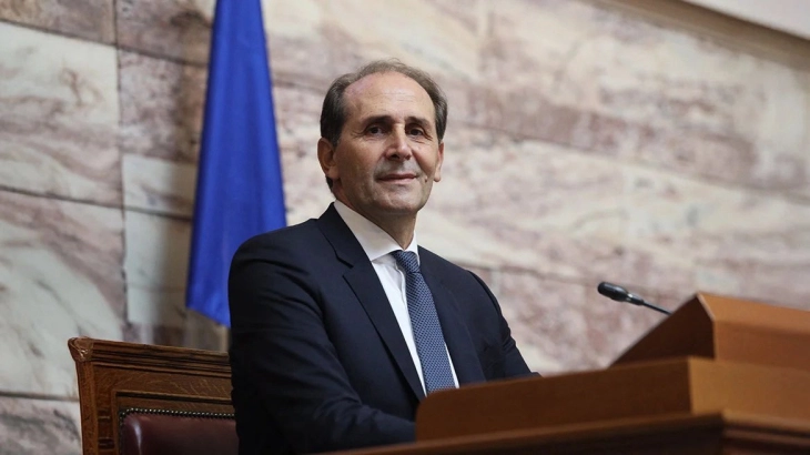 Од срцев удар почина секретарот на пратеничката група на грчката владејачка партија Нова демократија