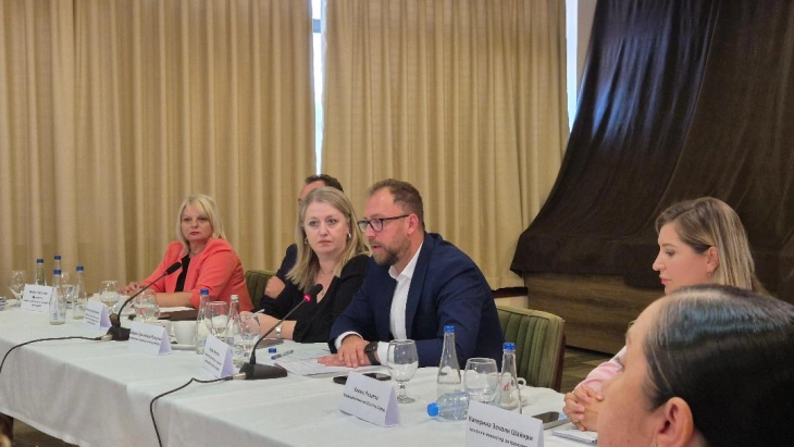 Љутков: Со конкретни препораки и координирани активности во одбрана на статусот на Охридскиот регион во УНЕСКО