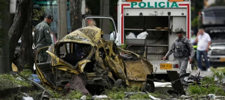 At least 18 dead in two attacks in Colombia