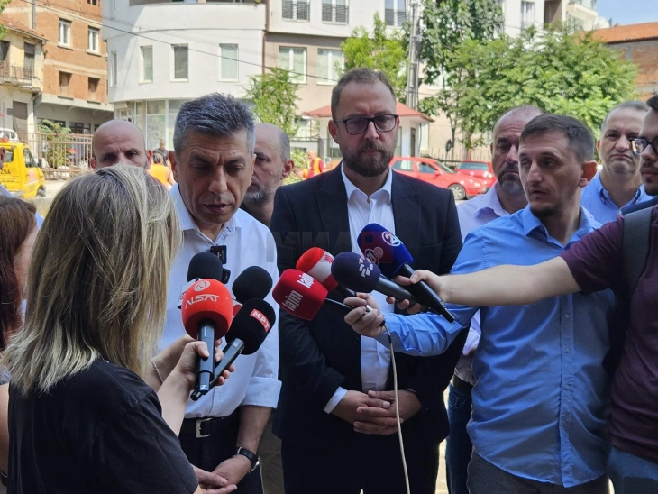 Hapësira e parkimit për 120 automjete do të lehtësojë qasjen në Muzeun e Maqedonisë dhe Çarshin e Vjetër të Shkupit, njoftuan Mexhiti dhe Ljutkov