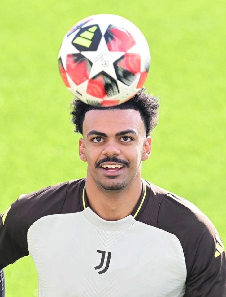 Виљареал потроши рекордна сума пари за Португалецот Веига