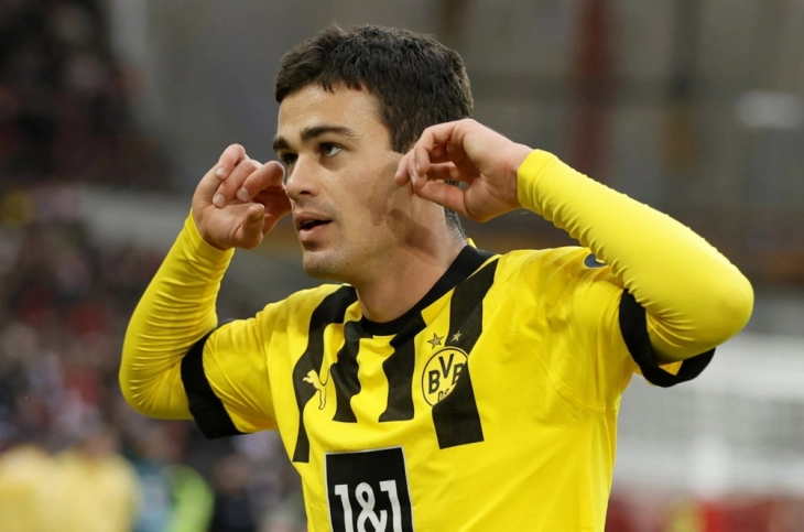 Американецот Реина ја напушта Борусија Дортмунд