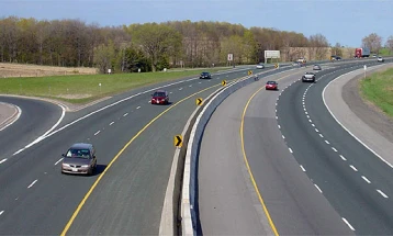 Trafiku jashtë mjediseve urbane është rritur, në VK Tabanoc për dalje nga vendi pritet rreth 10-15 minuta