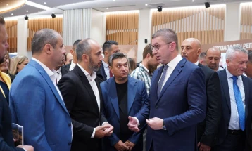 Mickoski: VMRO-DPMNE do të fitojë bindshëm në zgjedhjet e ardhshme, kurse kryetarët e komunave duhet të jenë transparentë dhe të përgjegjshëm