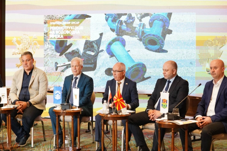 ВМРО-ДПМНЕ: Во Преспа асфалтирани и реконструирани над 23 километри патишта, а во Демир Хисар 17 километри патишта