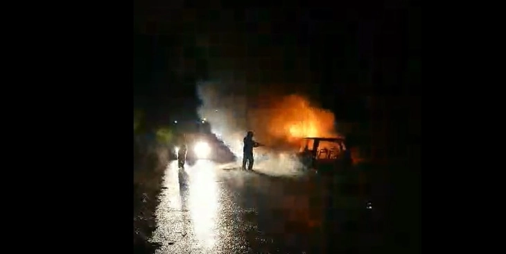 Disa automjete motorike dhe transportuese janë djegur mbrëmë në një zjarr në Kumanovë