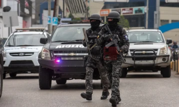 Në Ekuador sekuestrohet material shpërthyes të destinuar për akte terroriste në Kolumbi