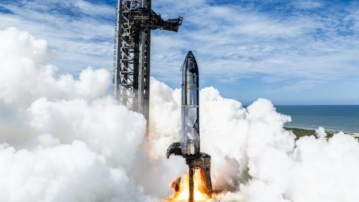 СпејсХ го одложи пробниот лет на Старшип поради технички проблеми