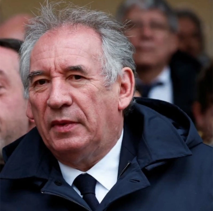 Францускиот премиер ќе бара доверба во парламентот заради планот за штедење