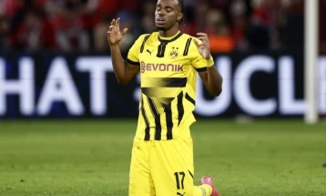 Чуквуемека потпиша за Борусија Дортмунд