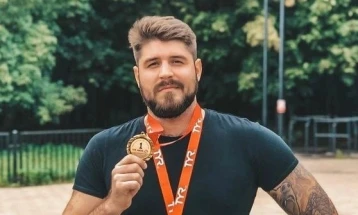 На исчезнатиот пливач во Босфор не му работи ГПС уредот