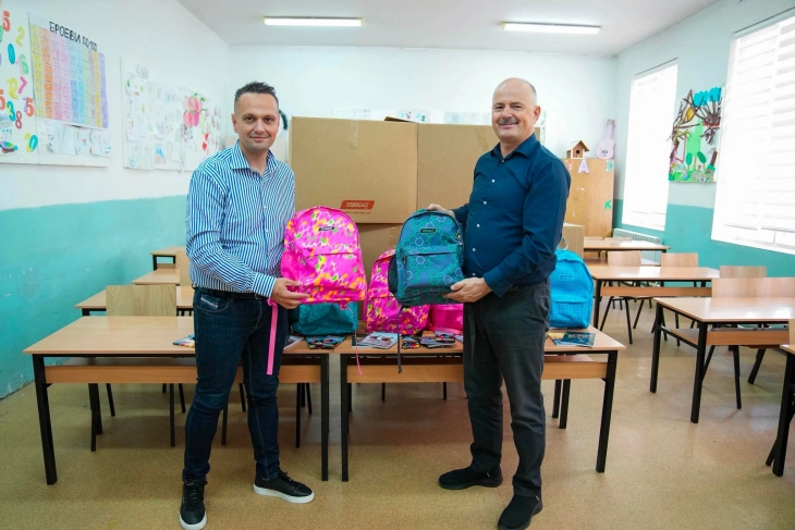 Бесплатни училишни ранци за првачињата од Крива Паланка