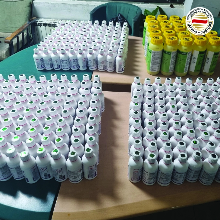 Спречен обид за криумчарење на поголема количина препарати за заштита на растенија